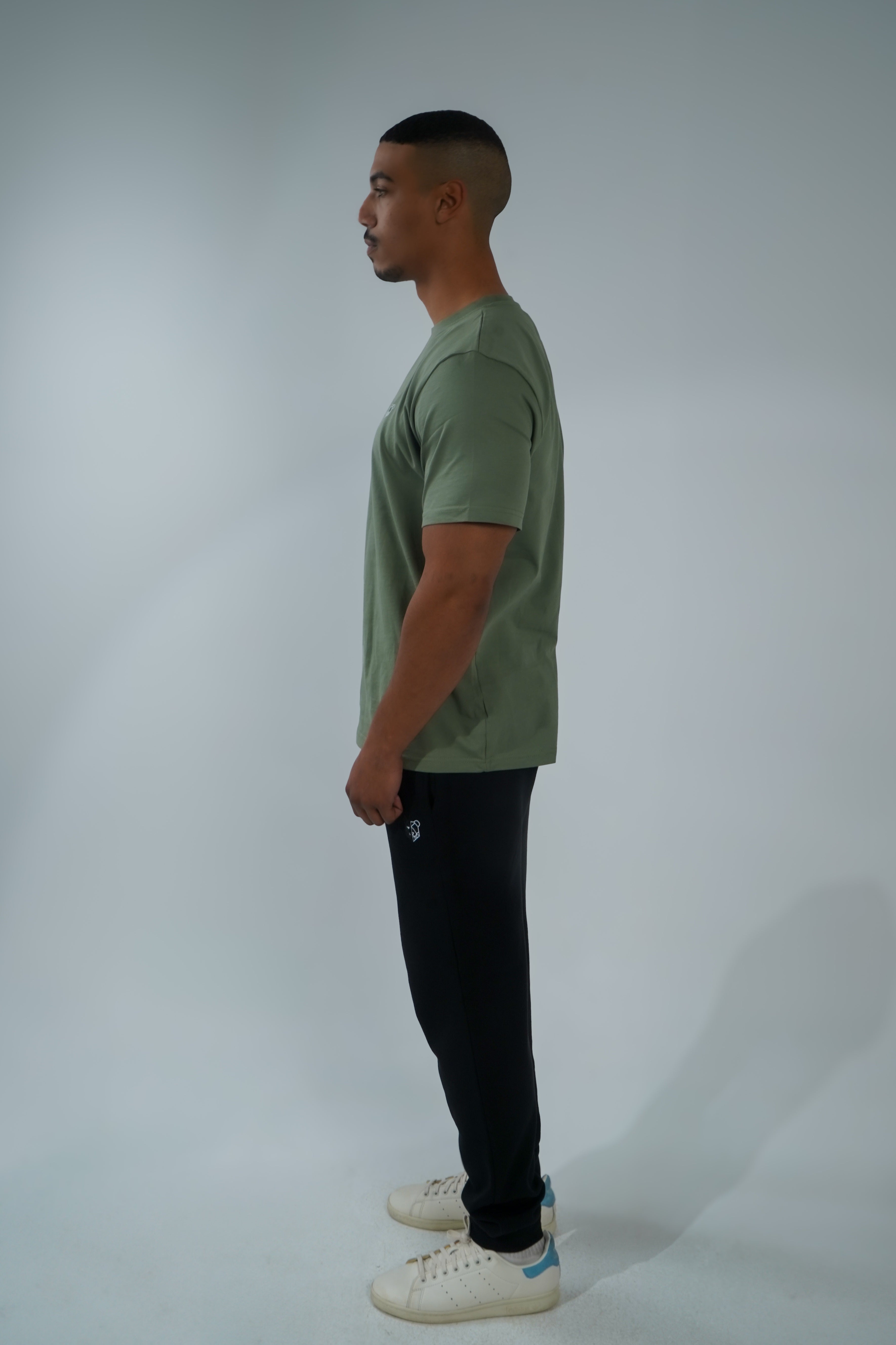 Essential T-shirt (Olive Green)