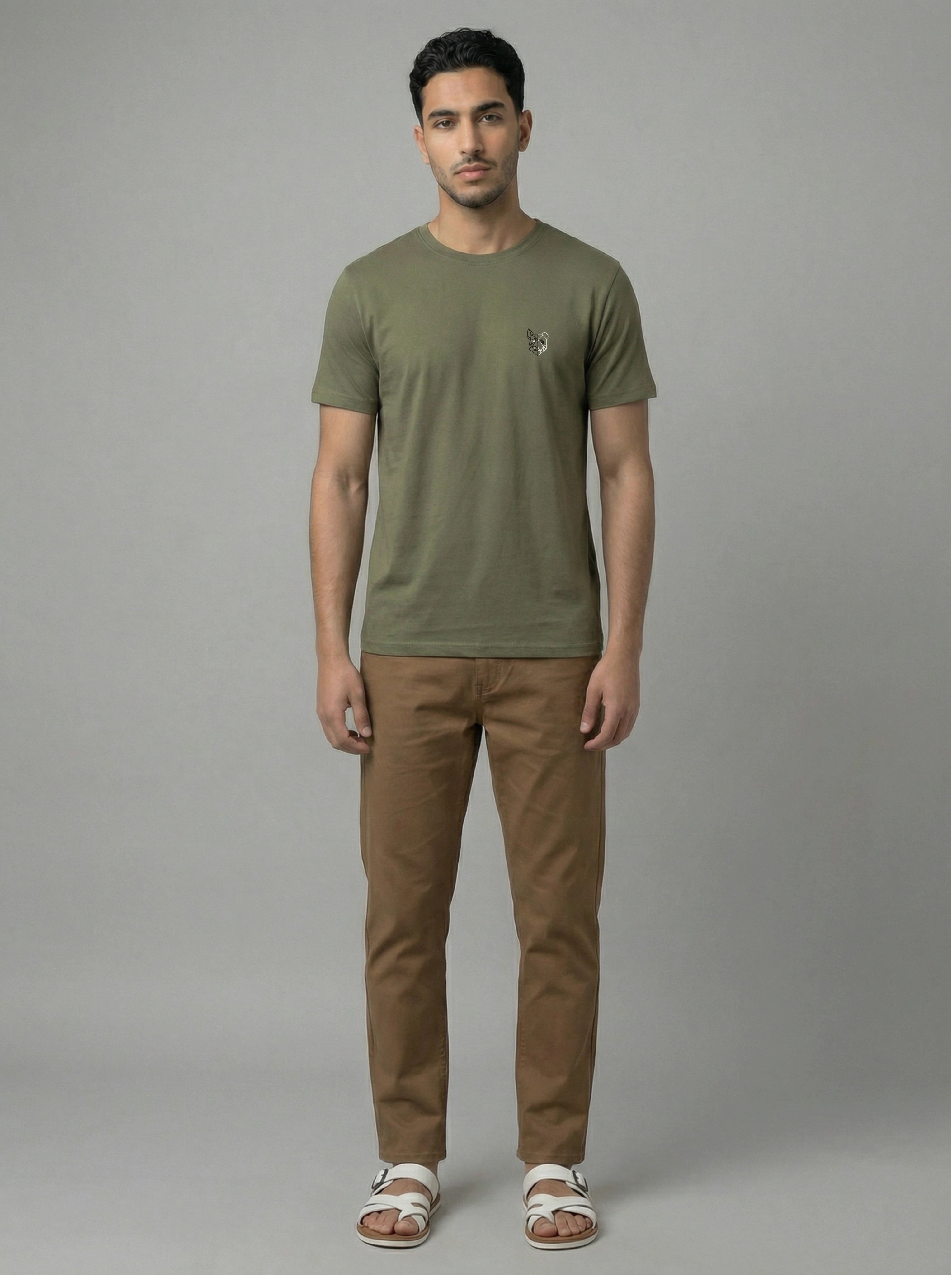 تي شيرت أساسي (أخضر زيتوني)